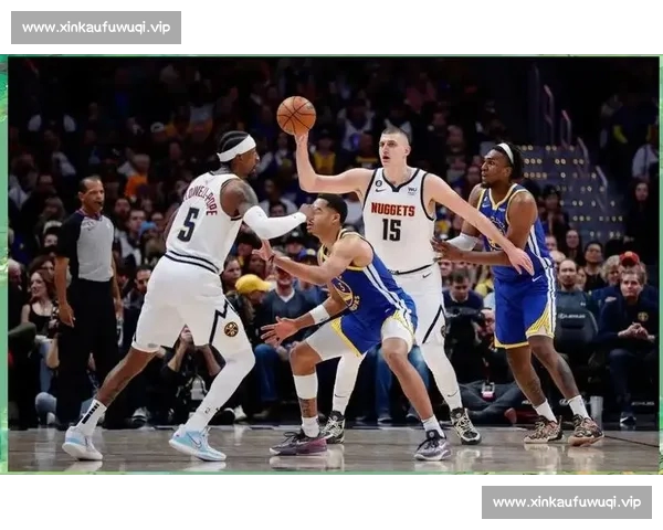 NBA赛后精彩回顾 分析球员表现与战术调整 预测未来赛季走势